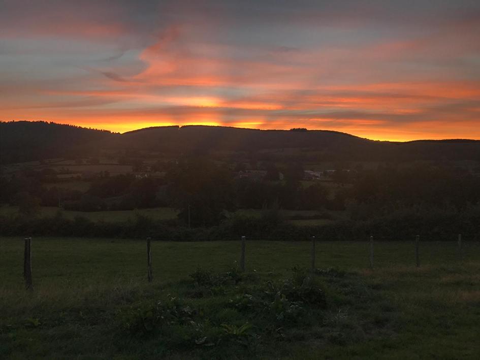 Maison Vue Superbe, 1-6 Pers, Teilhet, Auvergne Teilhet  Extérieur photo